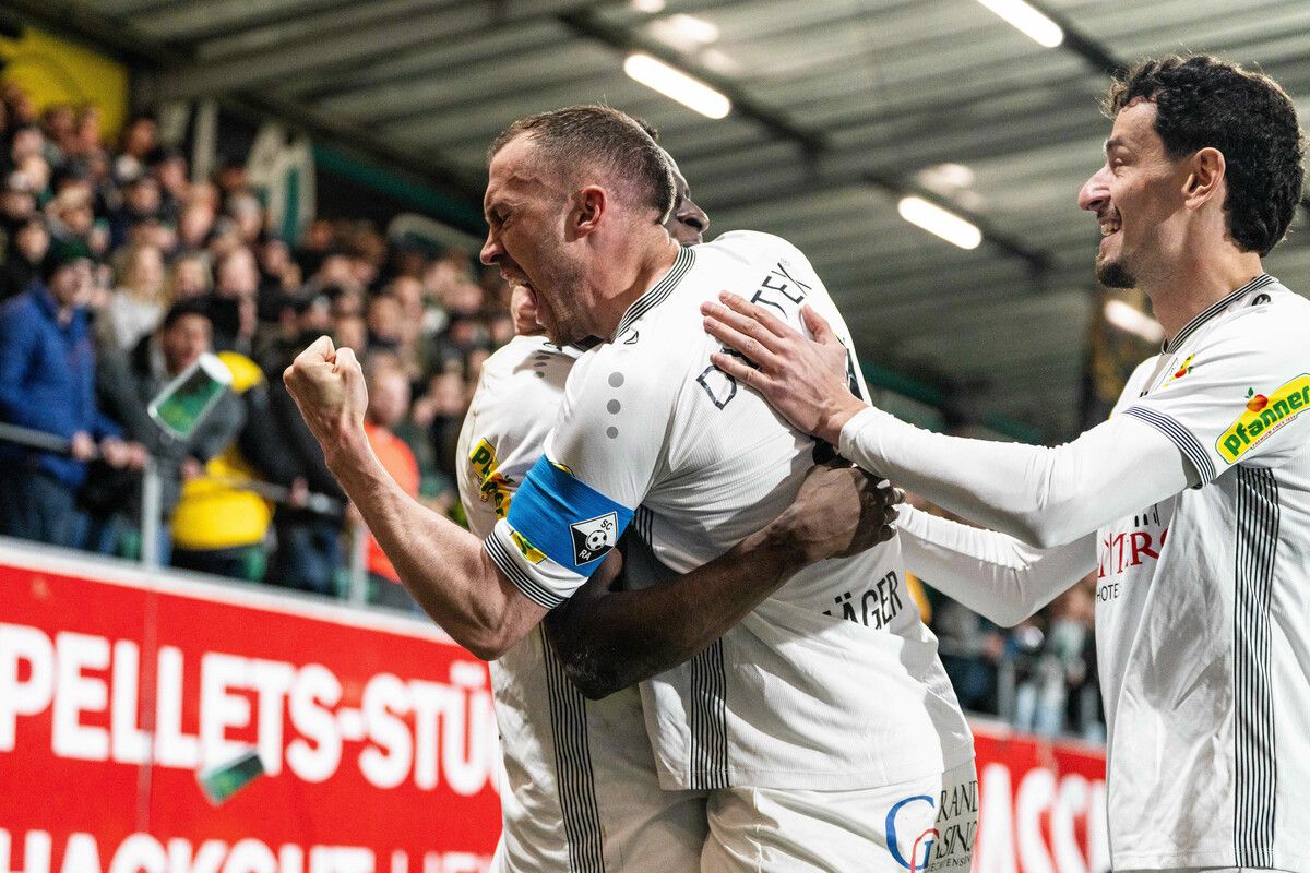 SCR Altach kann über Lizenz für Damen- und Herrenmannschaft jubeln.