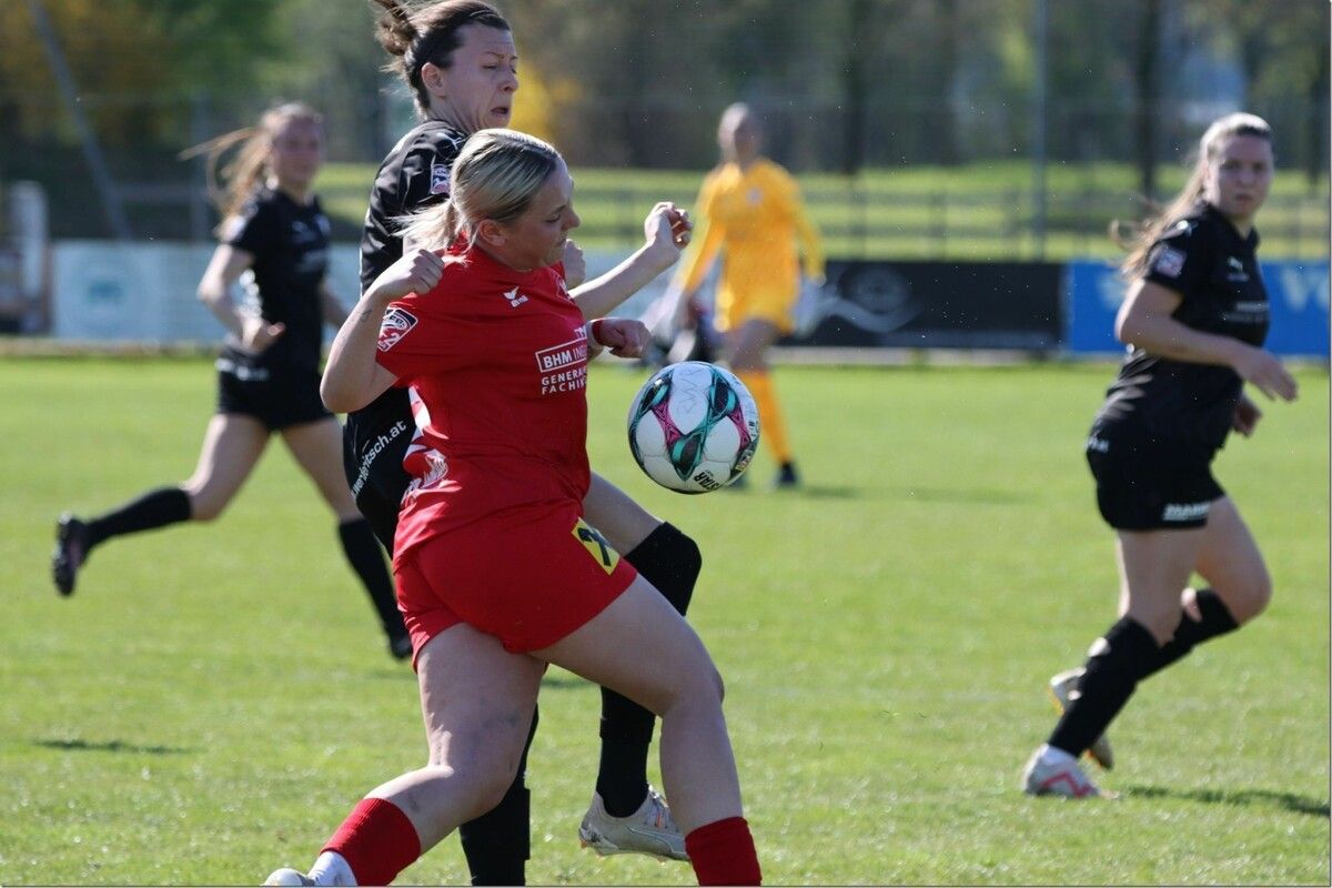 Voller Einsatz von Emily Bischof-Fuchs, aber Rankweil verlor 0:8.⇒thomas Knobel (2)