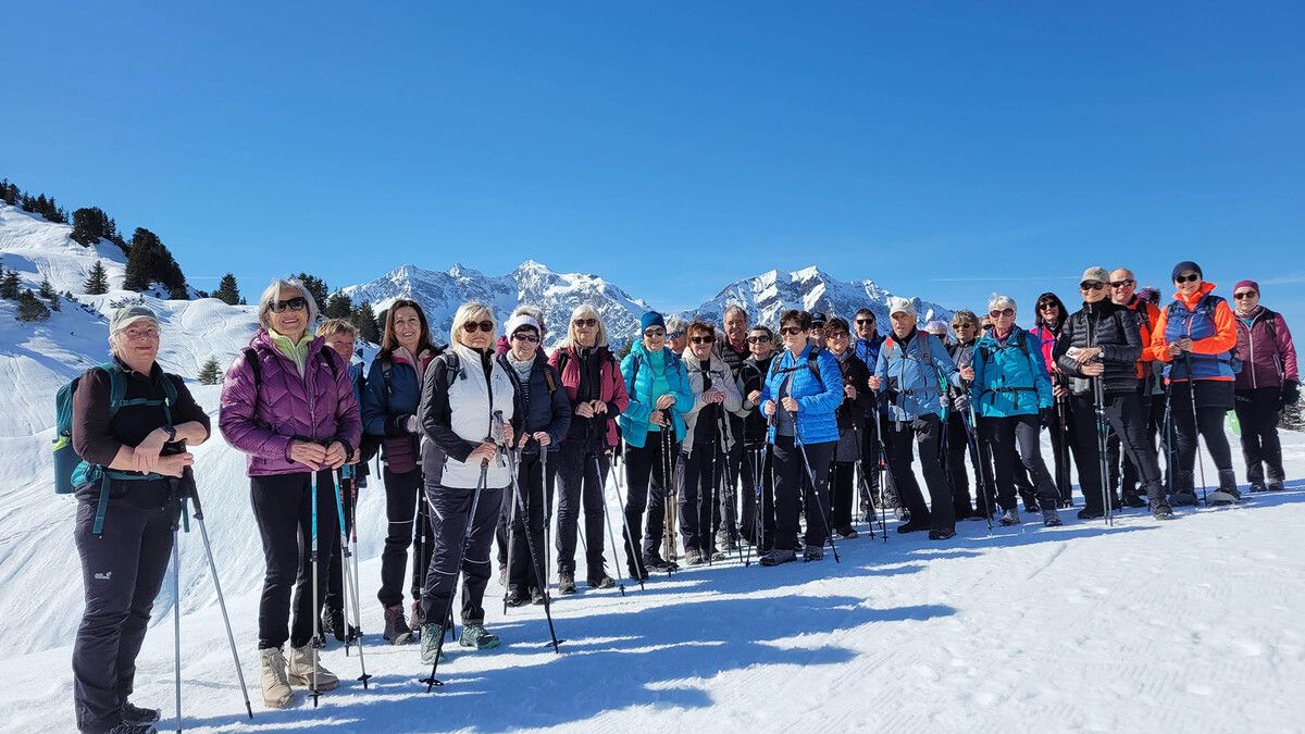 Winterwanderung zum Körbersee bot beeindruckende Naturerlebnisse und gesellige Stunden für die Teilnehmer. ⇒Dornbirner Seniorenbund
