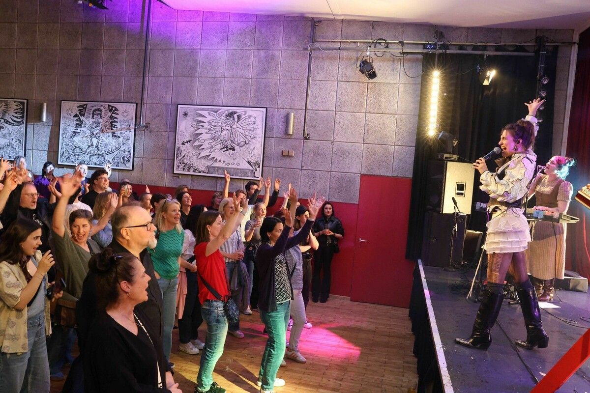 Anna Buchegger bei ihrem ersten Konzert in Vorarlberg.⇒Arno Meusburger (2)