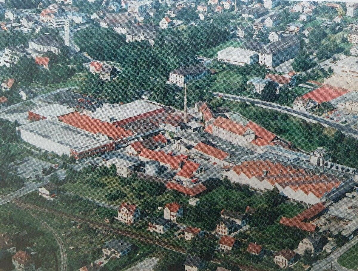 Das Betriebsareal Bleiche, im Jahr 1985. ⇒Archiv Getzner, Mutter & Cie. (2)
