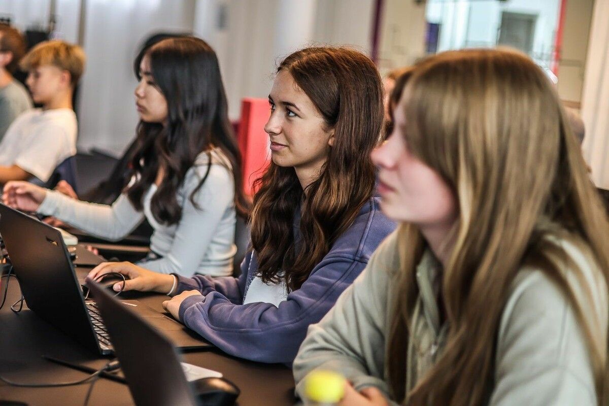 Das Code Base Camp bietet einen einfachen Einstieg in die digitale Welt. ⇒VN/STeurer