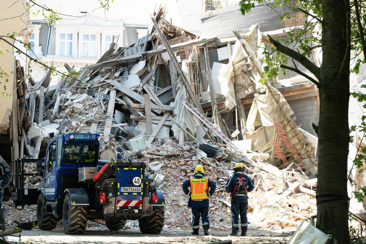 Das Haus war vermutlich wegen einer Gasexplosion eingestürzt.⇒Apa/DPA