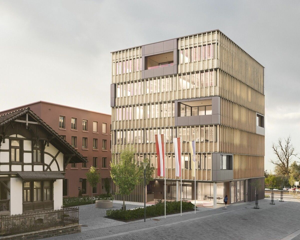 Das Rathaus Hohenems gewann einen der Hauptpreise beim Staatspreis Holzbau. ⇒Adolf Bereuter