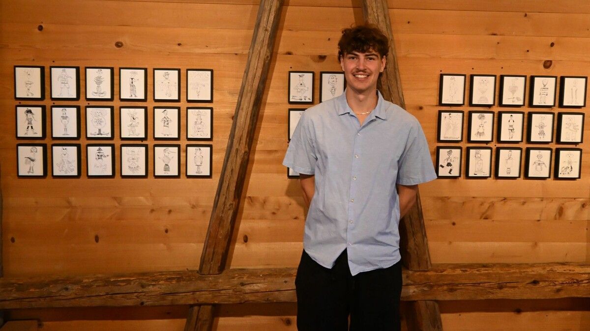 David Rader freut sich über den Erfolg seiner Ausstellung.⇒