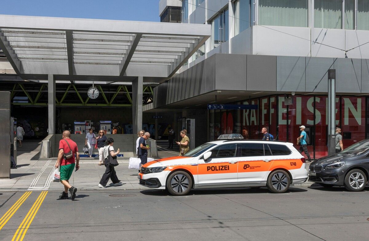 Der Bahnhof in Winterthur wurde weiträumig abgesperrt. ⇒AFP