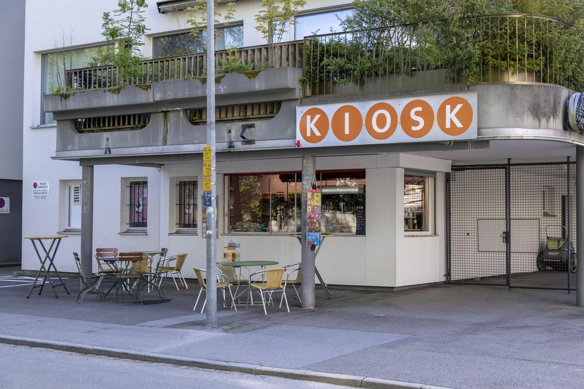 Der KI.Kiosk.International unterhalb der Pfänderbahn-Talstation ist schon offen. ⇒VN/Paulitsch (2)