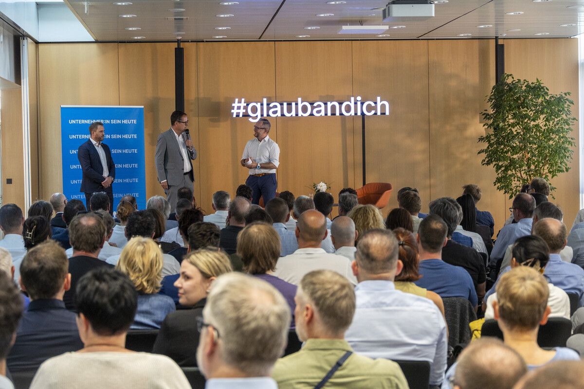 Der Vortrag von Technologie-Unternehmer Roman Rabitsch in der Dornbirner Sparkasse stieß auf großes Interesse. ⇒VN/Roland Paulitsch