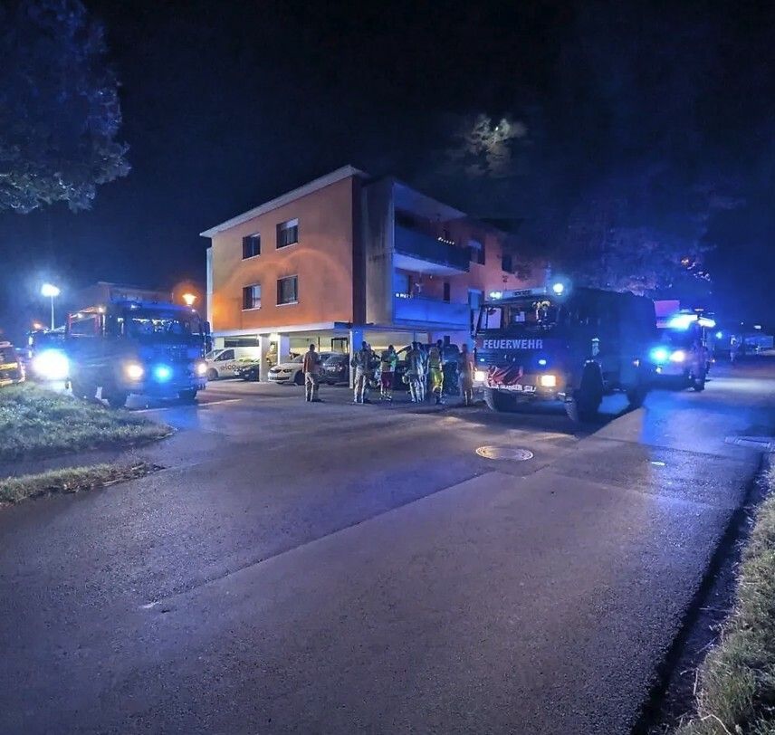 Die Feuerwehr Nenzing rückte wegen verrauchter Wohnung aus. ⇒Ortsfeuerwehr