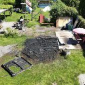 Gartenlaube in Vollbrand