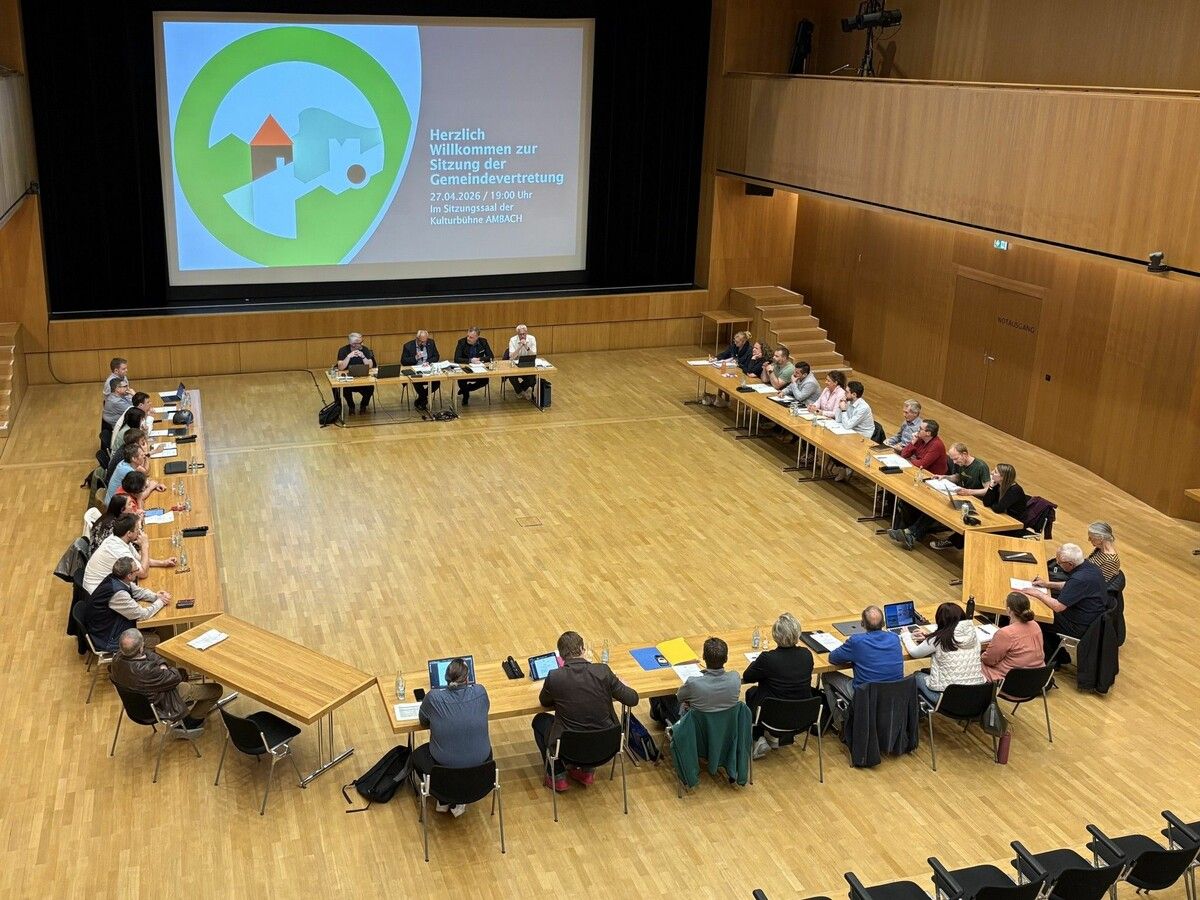 Die Gemeindevertretung von Götzis kam für ihre Sitzung am Montag im Saal der Kulturbühne Ambach zusammen.⇒eck