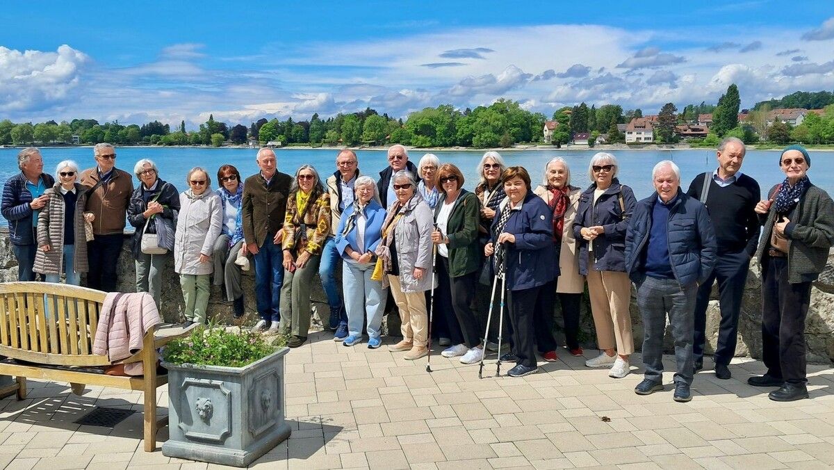 Die HAK-Maturantinnen und -Maturanten trafen sich zum 60-jährigen Jubiläum am Bodensee. ⇒Ortner