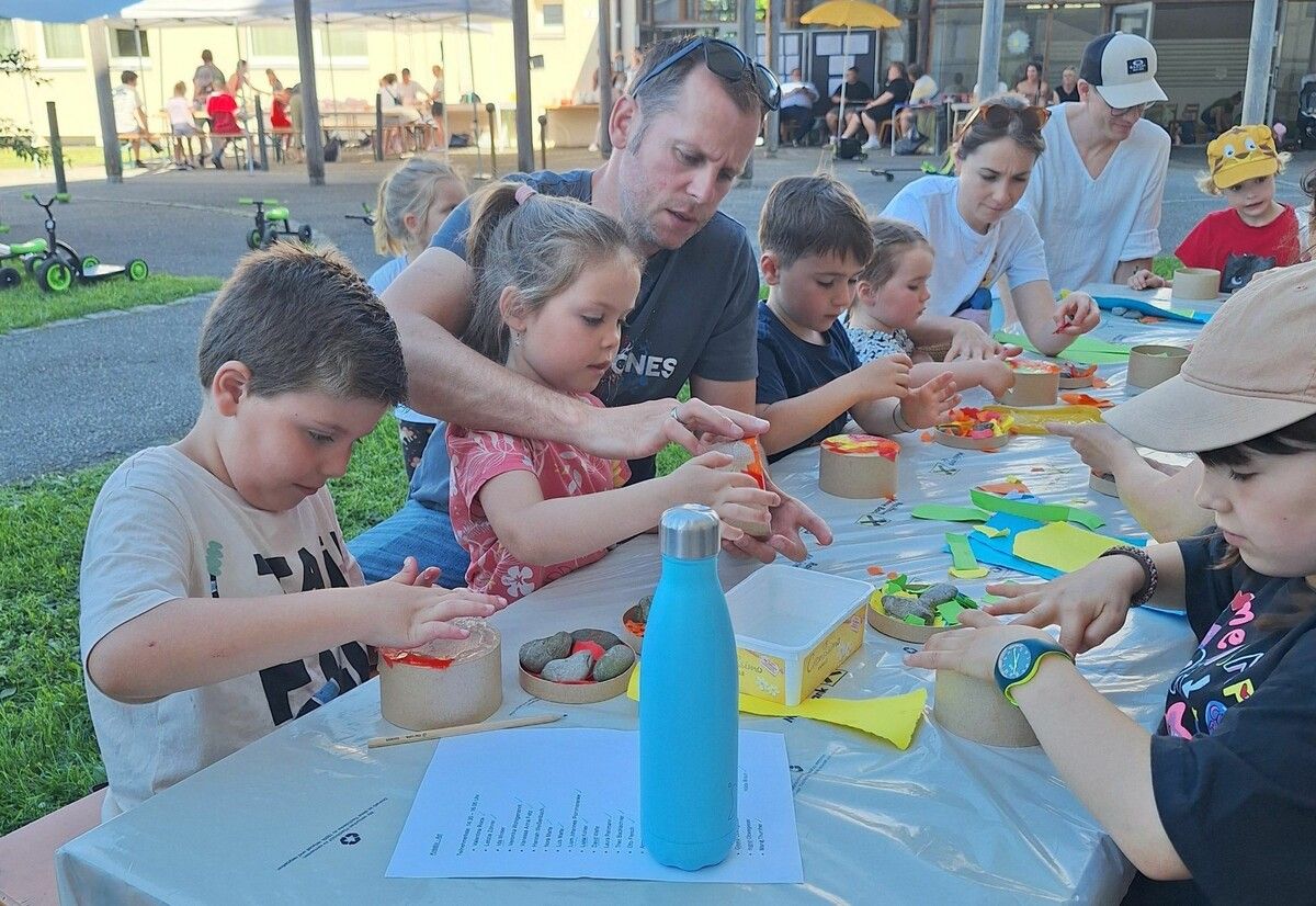 Die Teilnehmer probierten bei den Workshops kreative und sportliche Angebote aus.