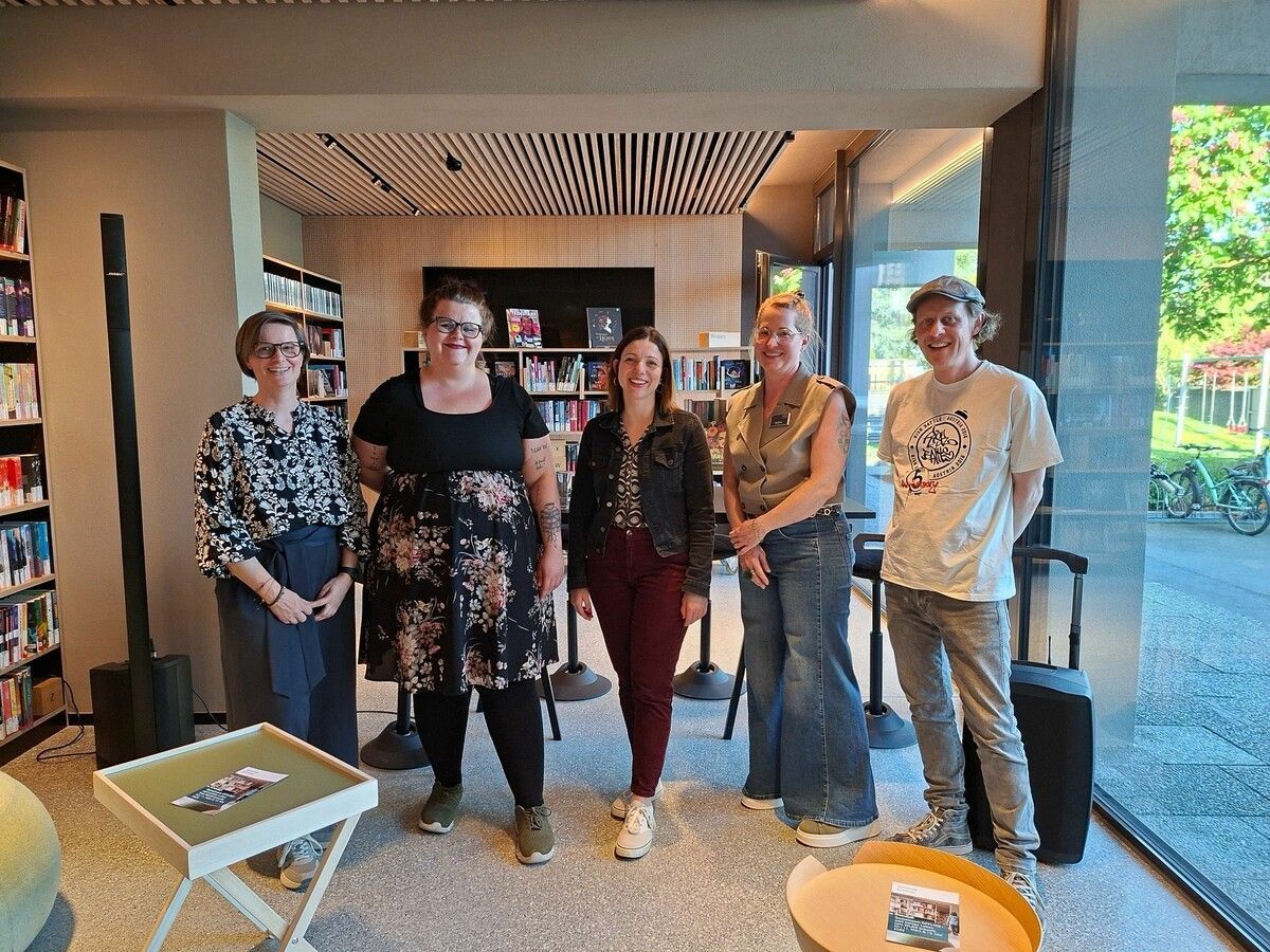 Diskutierten mit den Gästen zu diesem Thema: Katy Bayer (Moderation), Theresia Gröchenig, Tamara Gallaun, Nadine Obazuaye (Bibliothek), Claudio Herburger.