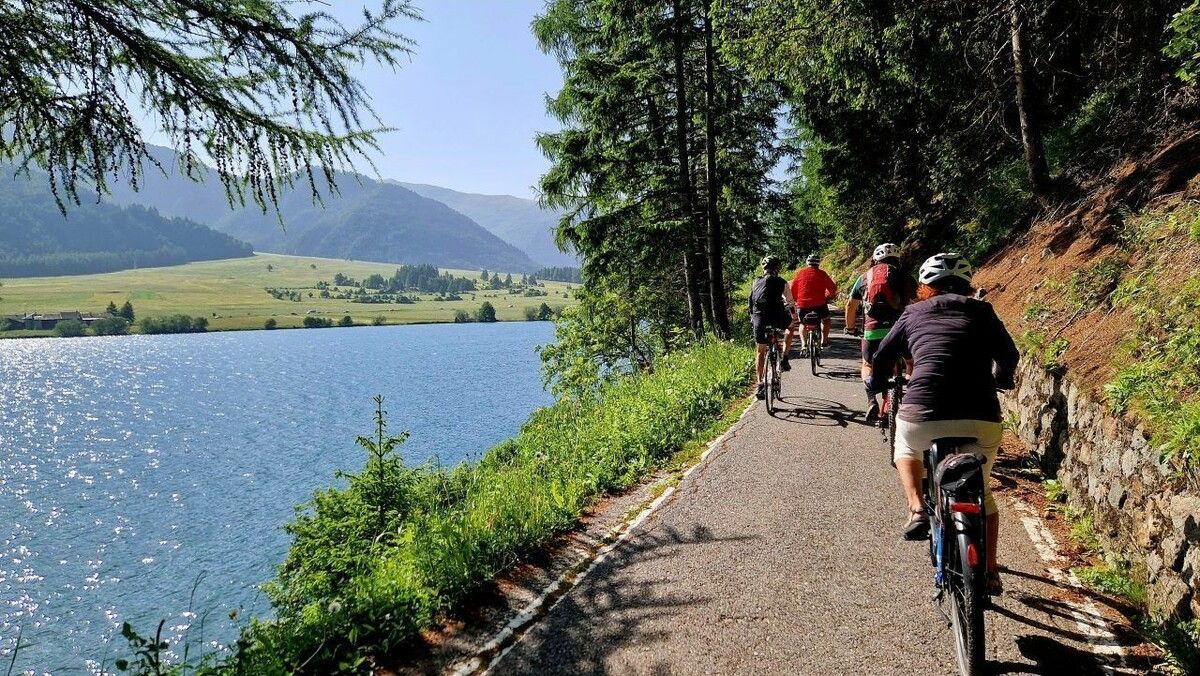 Ein umfangreiches Sport- und Freizeitprogramm bietet VORARLBERG 50plus.⇒bra