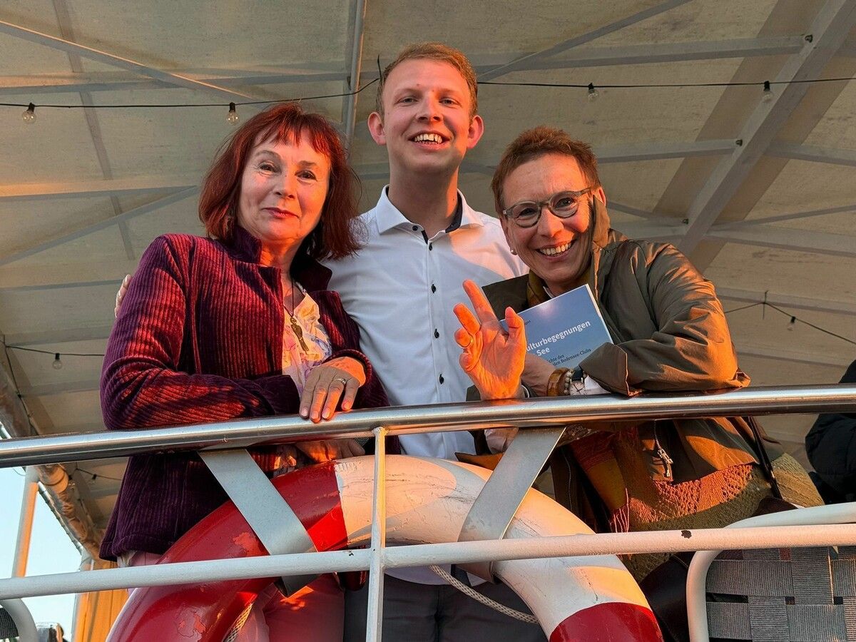 Erika Kronabitter, Tobias March und IBC-Präsidentin Manuela Müller-Windisch. ⇒afp (3)
