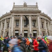 Gemeinsam laufen, gemeinsam helfen