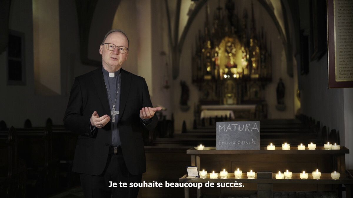 Bischof Benno erteilt den Maturasegen auf digitalem Weg. »A3