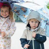 Regenschirm als fixer Begleiter