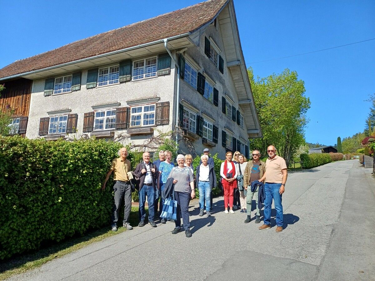 Führung durch Schwarzach mit Einblicken in Geschichte, Kirche und Heimatmuseum sowie herrlichem Ausblick auf die Region. ⇒Vorarlberg 50Plus Lochau