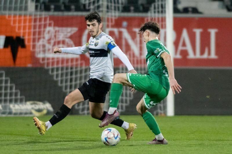 Gjon Koci (l.) verlässt Ludesch nach Schaan.⇒ VN-STIPLOVSEK