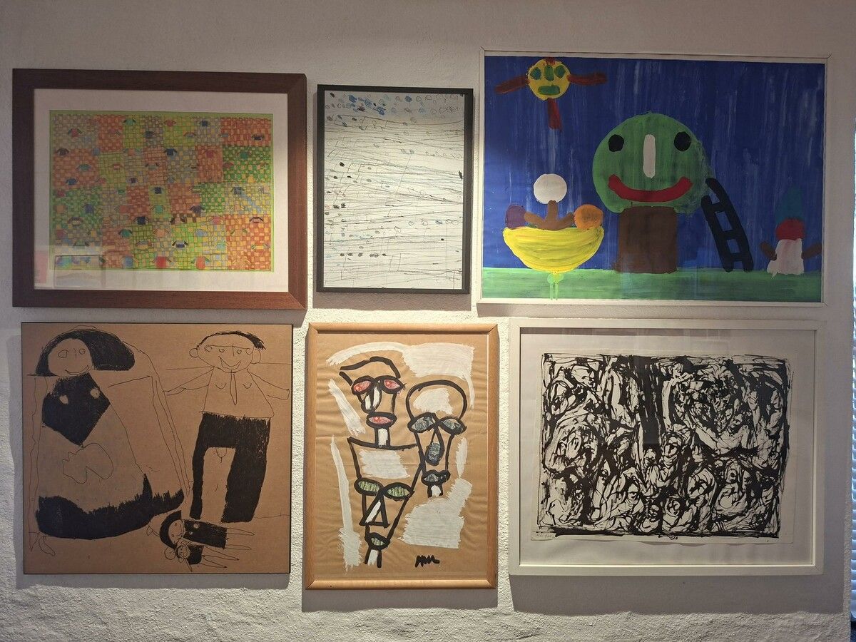 Guy Louis Zanders außergewöhnliche Sammlung in der Galerie art d’Oséra.⇒⇒Peter Hofer