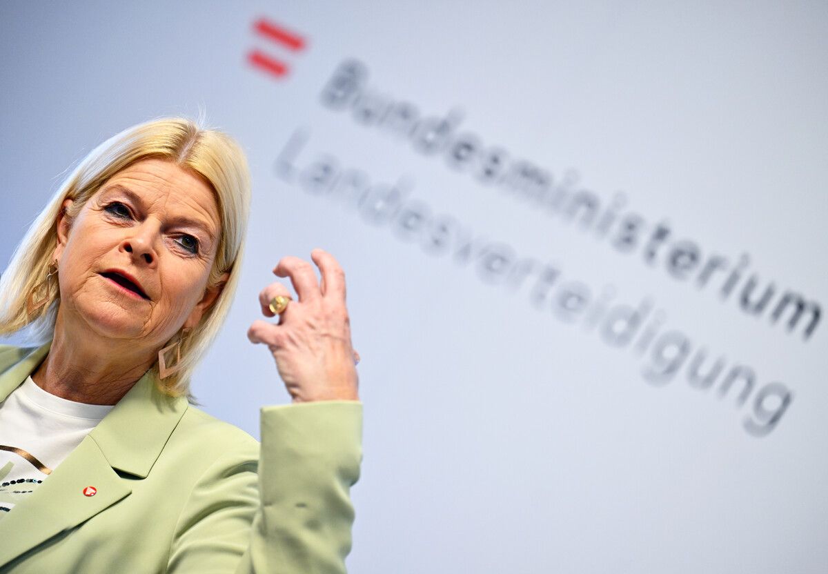 Klaudia Tanner hat für eine Wehrdienst-Verlängerung geworben.⇒APA/TECHT