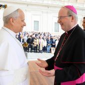 Bischof Benno Elbs trifft in Rom auf den Papst