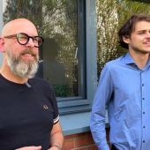 Zwei aufmerksame Nachbarn