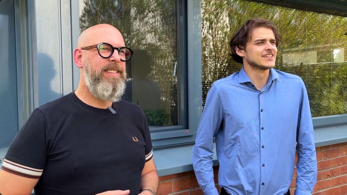 Mark Spindler (links) und Lukas Pichler wurden auf die Einbrecher aufmerksam. ⇒VN