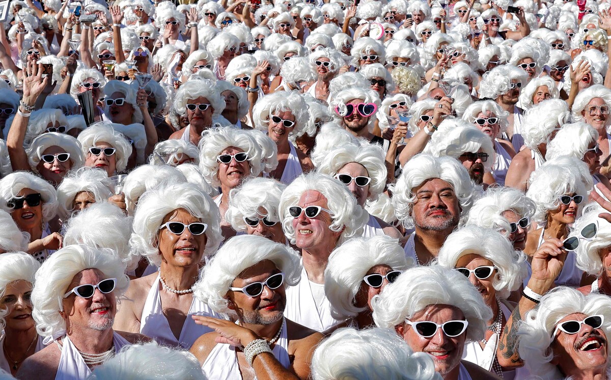 Mehr als tausend als Marilyn-Monroe Verkleidete starteten in Palm Springs einen Weltrekordversuch.