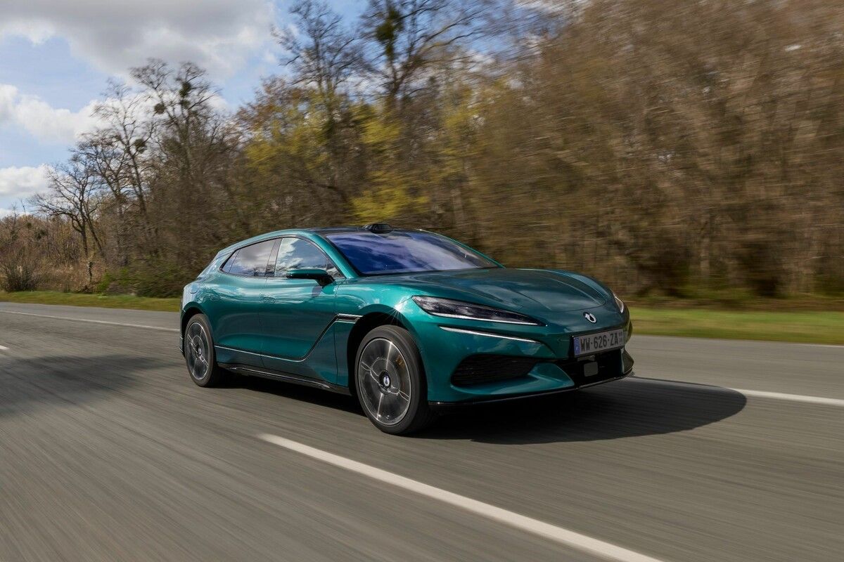 Mit dem Denza Z9 GT geht BYD bei Performance und Technik auf Augenhöhe mit europäischen Sportwagen-Herstellern. ⇒Werk