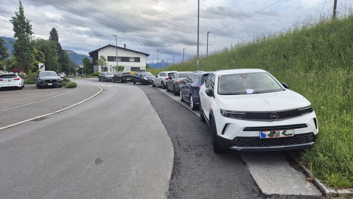 Nach der Freude über den Aufstieg des SC Austria Lustenau wartete für manchen Fan die böse Überraschung hinter den Scheibenwischern.