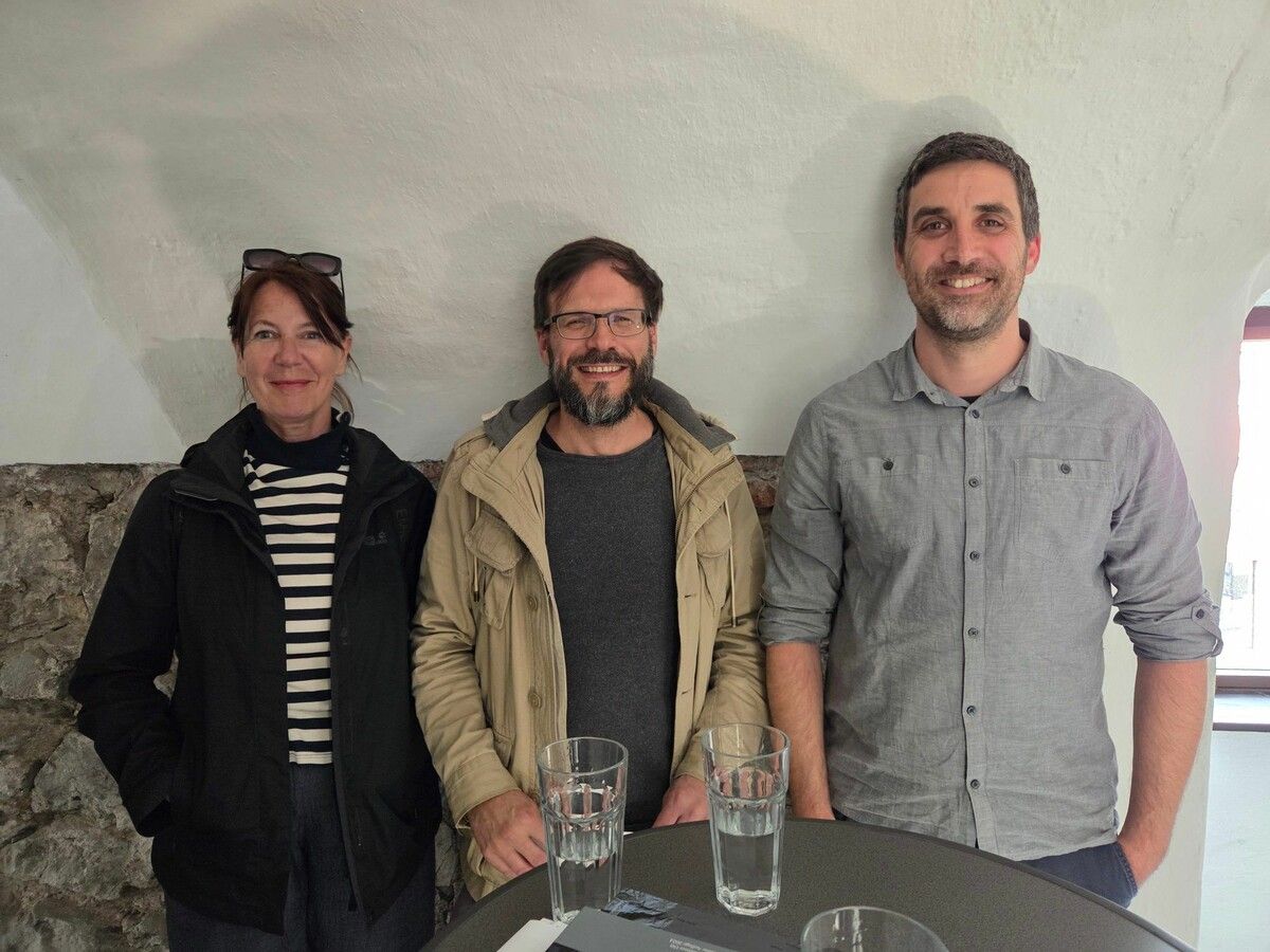 Referent Christoph Walser (r.) mit Steffi Scheil und Thomas Bachnetzer vom Bundesdenkmalamt. ⇒OS (2)