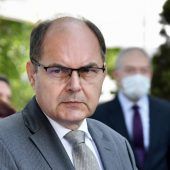 Politik in Kürze