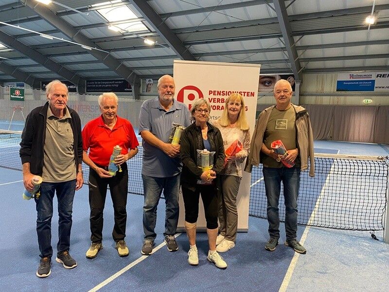 Spannende Doppelmatches und verdiente Sieger: PVÖ-Tenniscracks feiern erfolgreichen Saisonabschluss. ⇒PVÖ