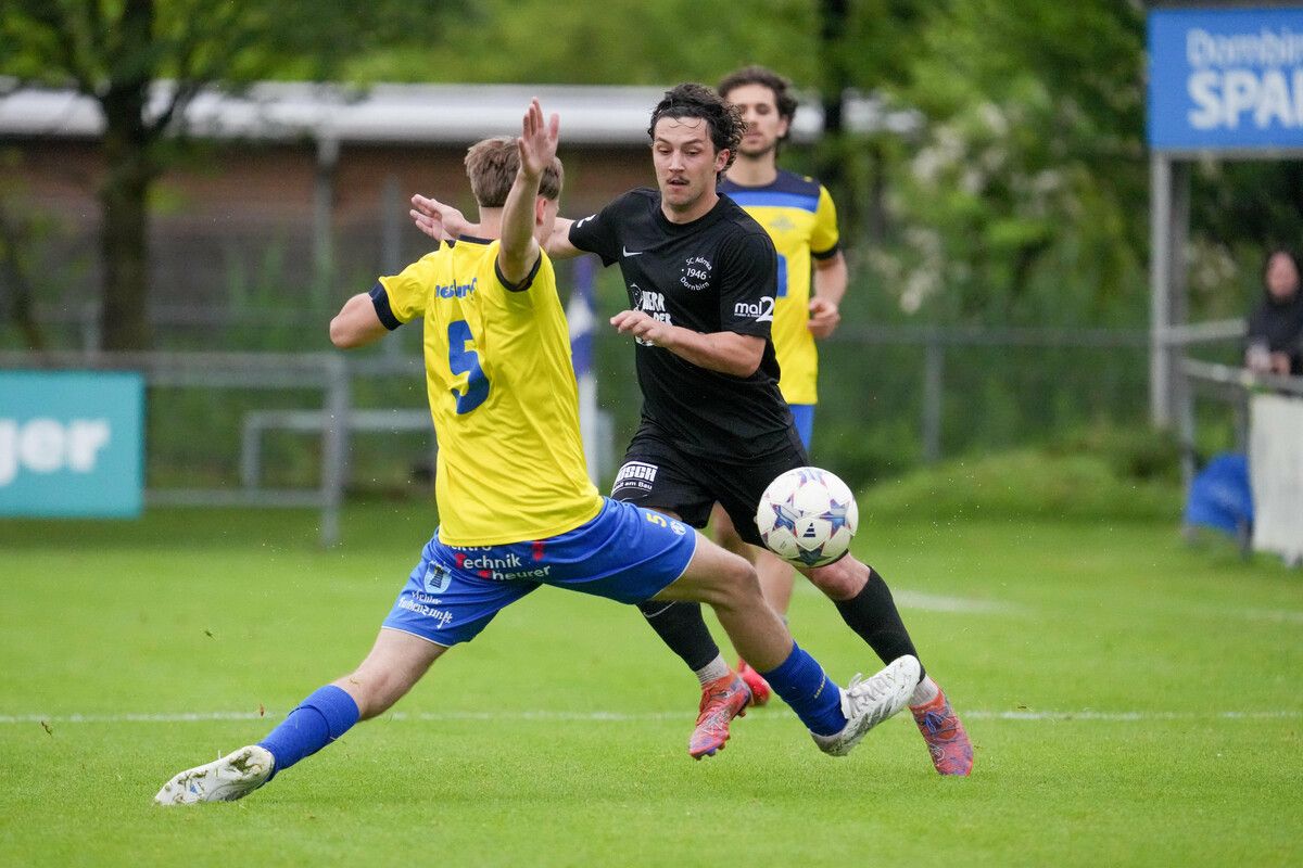 Spitzenspiel im Rohrbach zwischen der Admira und FC Wolfurt.⇒paulitsch