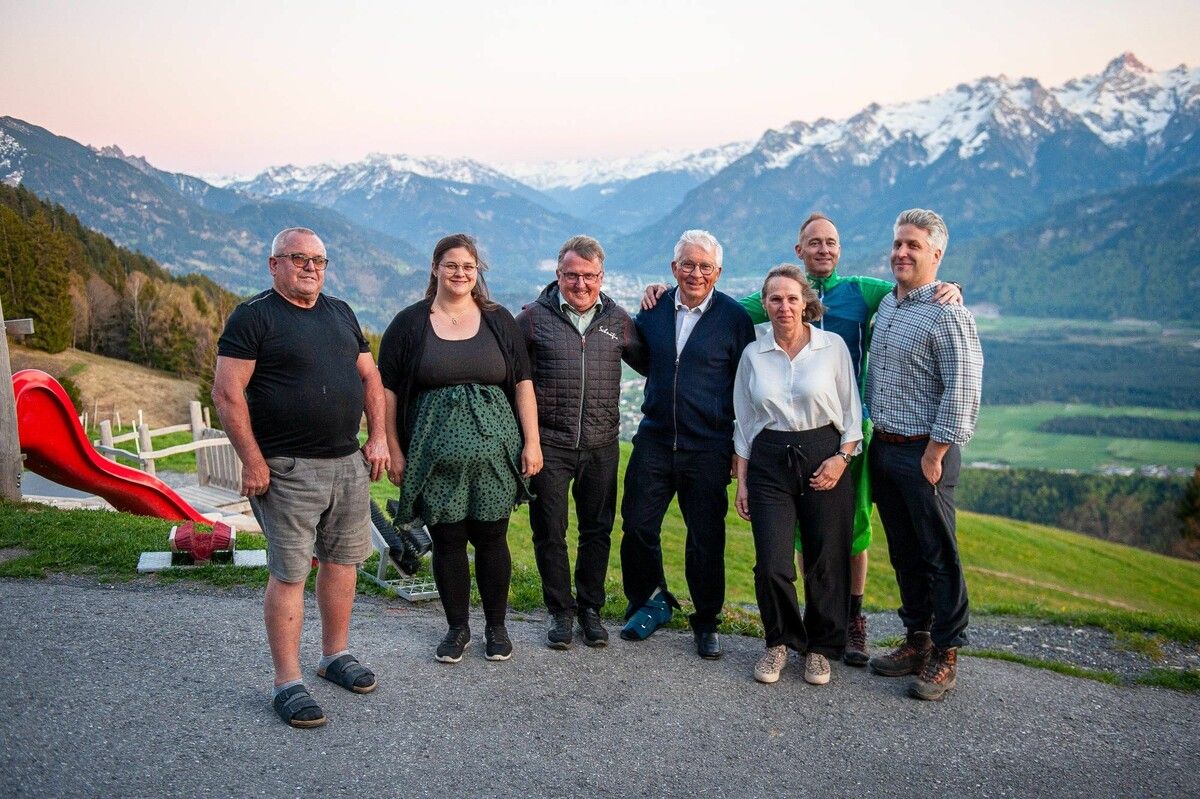 v. l.: Der Vorstand des Fördervereins: Walter Dona, Regina Stachniss, Gebhard Berchtel, Daniel Wiesner, Esther Schnetzer, Christoph Bruckschweiger und Daniel Schlattingen.