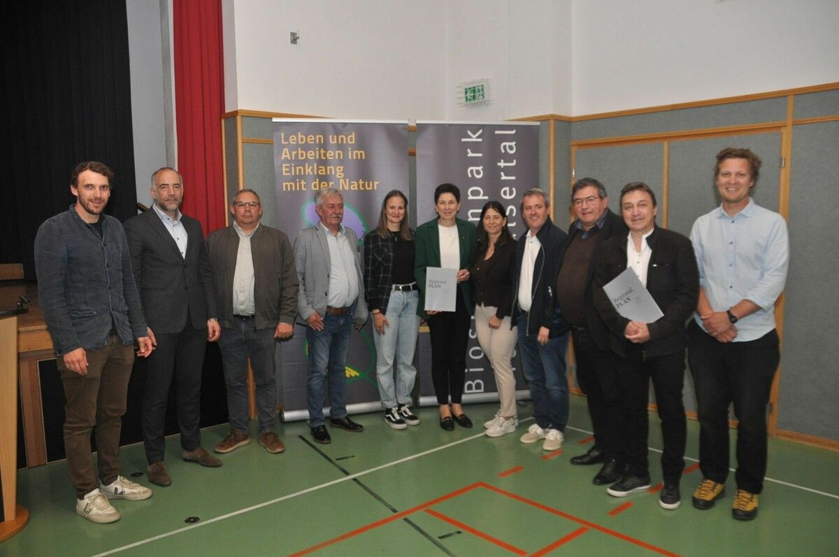 V. l.: Ingo Türtscher, Edgar Eller (sentum), Stefan Nigsch, Alwin Müller, Anna Kovarovics, Andrea Schwarzmann, Alexandra Martin, Erich Kaufmann, Willi Müller, Werner Konzett und Matthias Merta.⇒Hans Bösch
