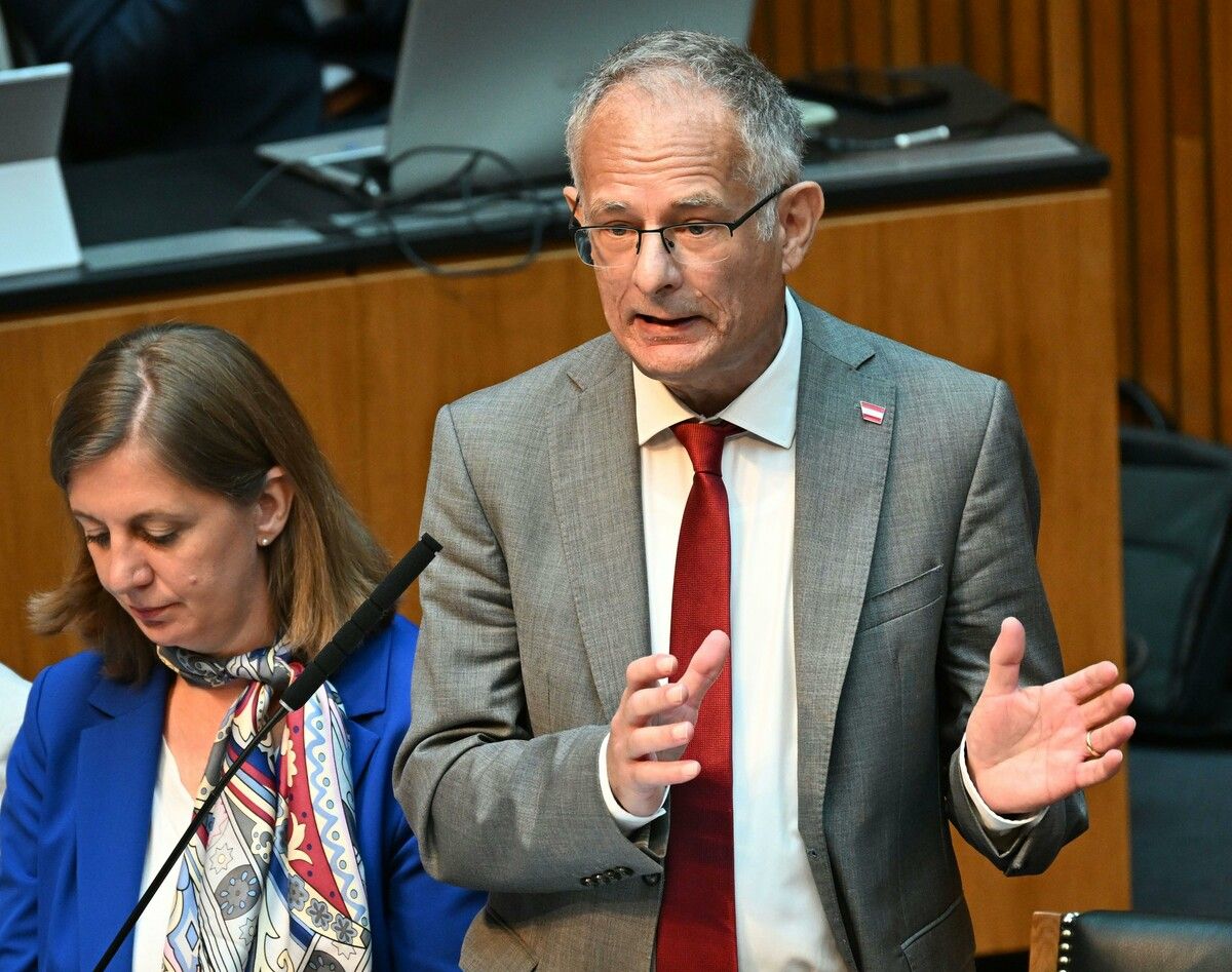 Am Mittwoch hielt Finanzminister Markus Marterbauer (SPÖ) seine Budget­rede. ⇒APA/Fohringer