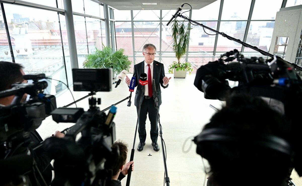 Am Mittwoch steht Finanzminister Markus Marterbauer im Zentrum der Aufmerksamkeit: Dann hält er seine mit Spannung erwartete Budgetrede. ⇒APA/Schlager