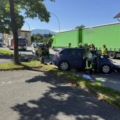 Kollision mit Lkw: 61-Jähriger bei Unfall in Lustenau schwer verletzt