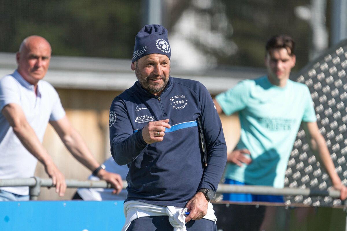 Bleibt bis 2028 Trainer bei Admira Dornbirn, Herwig Klocker.⇒VN-Stiplovsek