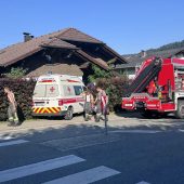 Führerloses Rettungsauto rollte über Straße