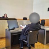 Spielsüchtiger zockt der Reihe nach Kollegen ab