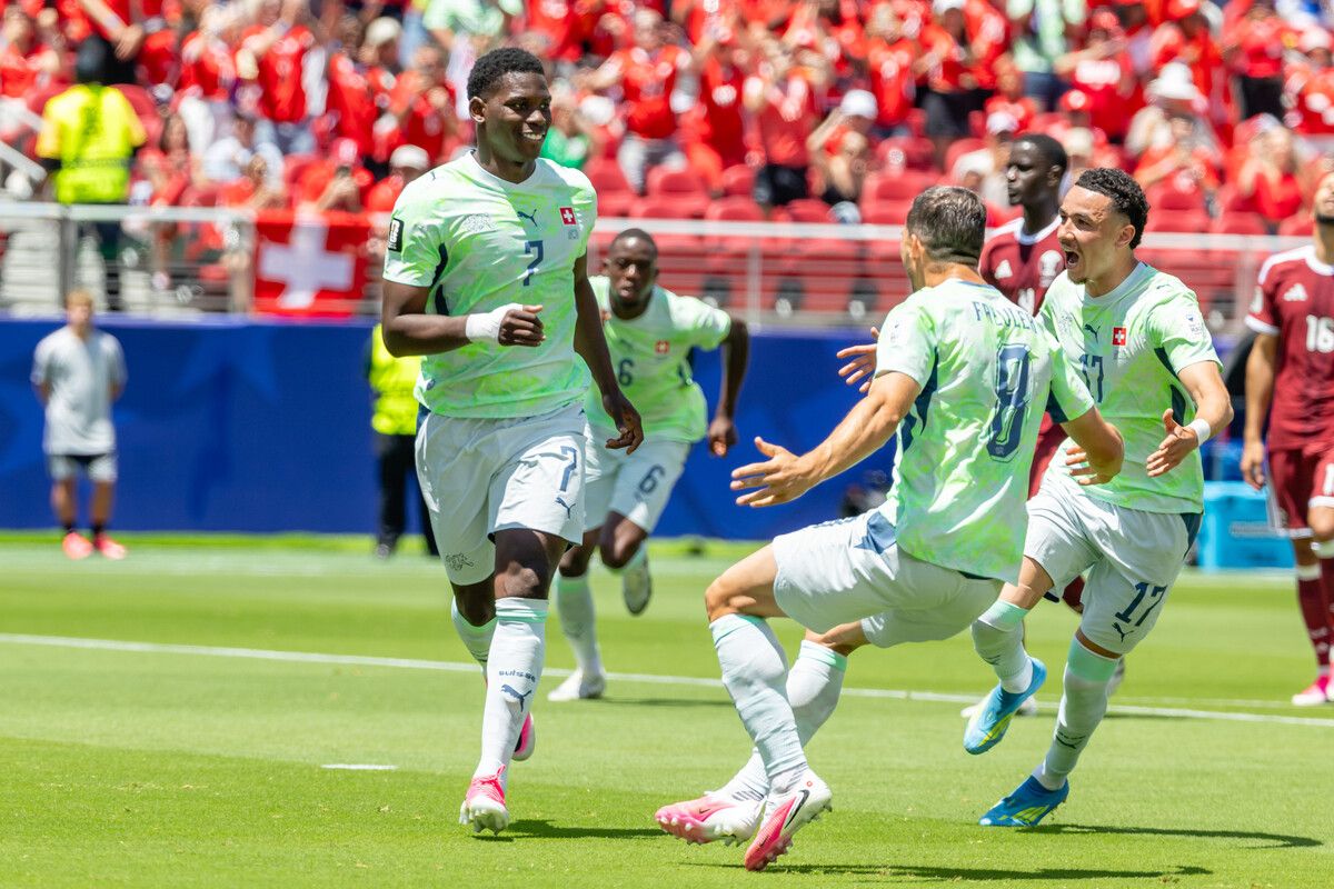 Der ehemalige Schützling von Adi Hütter bei AS Monaco, Breel Embolo, erzielte den Führungstreffer für die Schweiz gegen Katar. Dennoch hieß es am Ende 1:1.⇒gepa