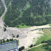 Muren verlegen Gletscherstraße in Tirol – Touristen ausgeflogen