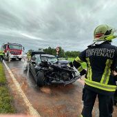 Nach Kollision dreht sich Pkw, ein Verletzter