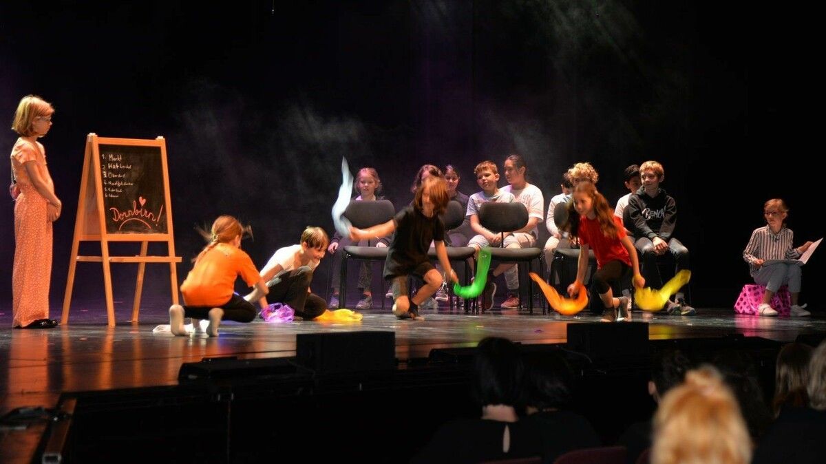 Elf Dornbirner Schulklassen präsentieren bei den 38. Dornbirner Schultheatertagen im Kulturhaus ihre in den vergangenen Monaten erarbeiteten Theaterstücke.⇒Schultheatertage