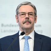 Politik in Kürze